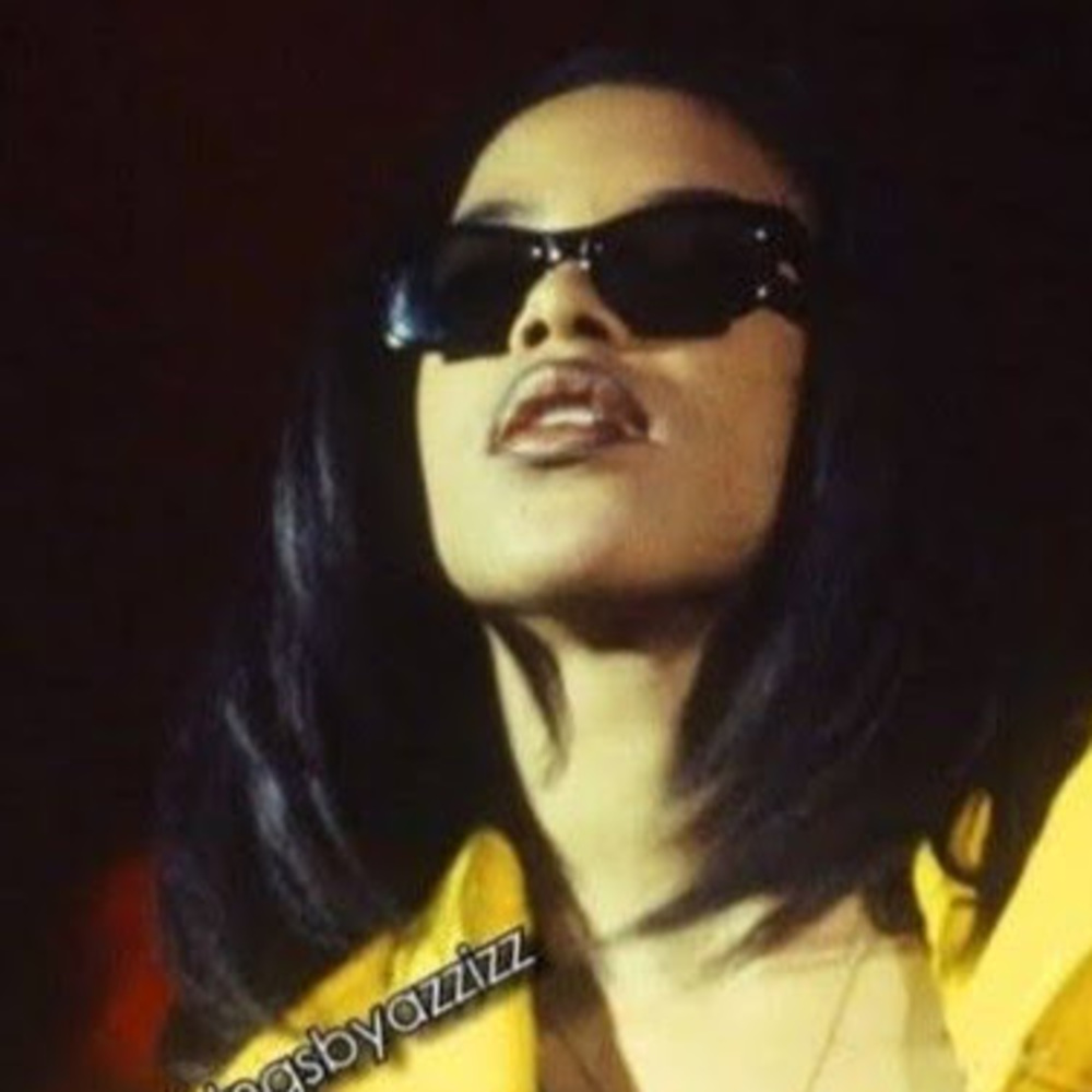 Meet your Posher, Julecea